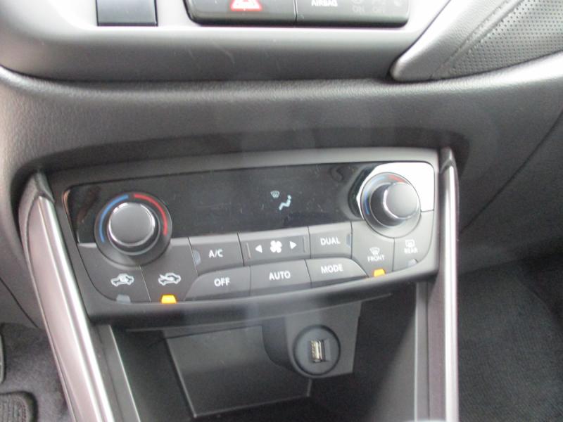 Suzuki S-CROSS shine