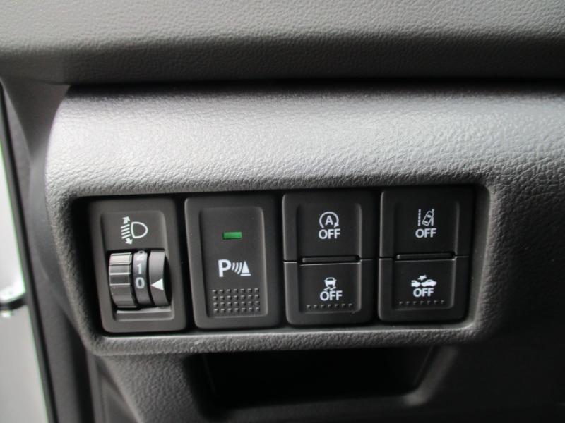 Suzuki S-CROSS shine