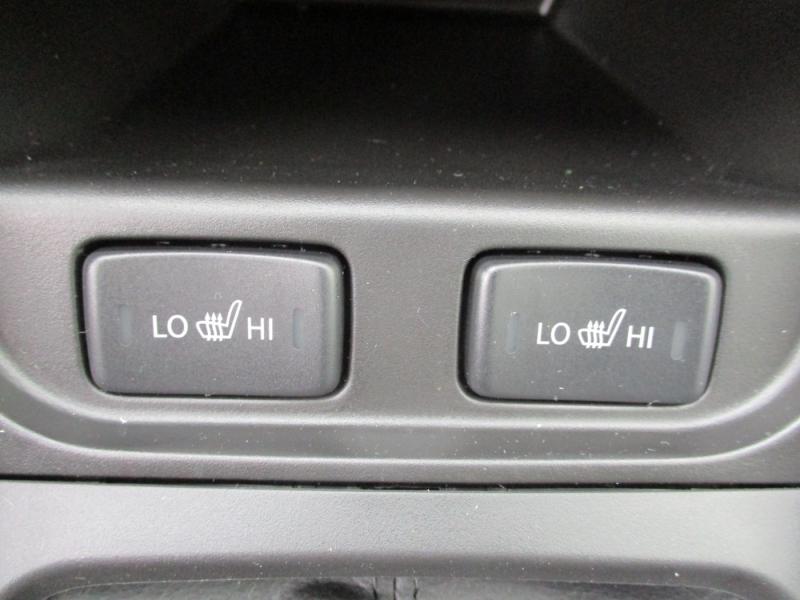 Suzuki S-CROSS shine