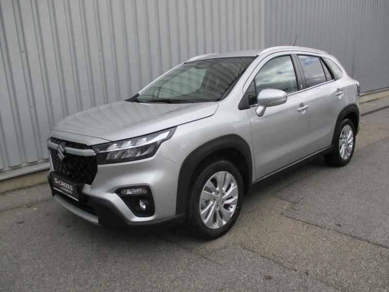 Suzuki S-CROSS shine
