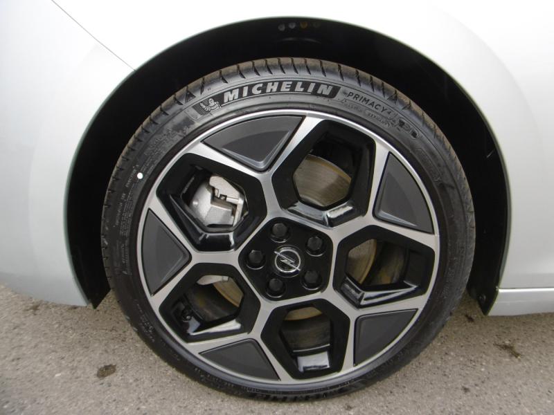 Opel Astra GS PHEV