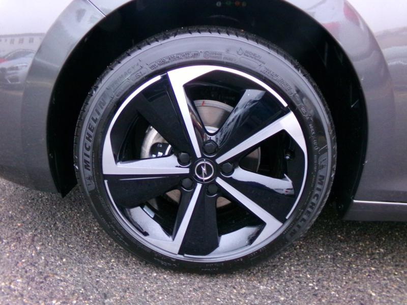Opel Astra ST Edition