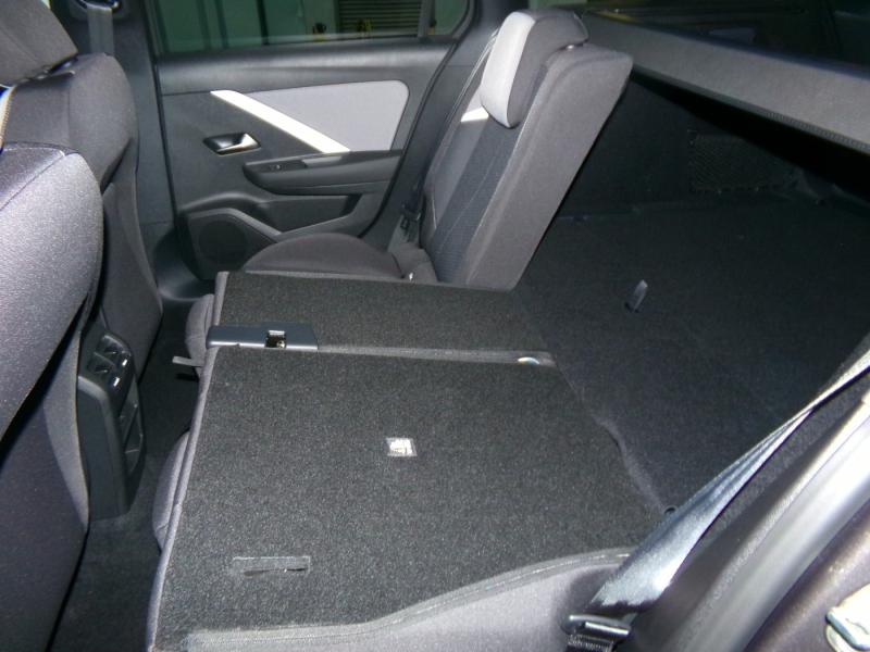 Opel Astra ST Edition