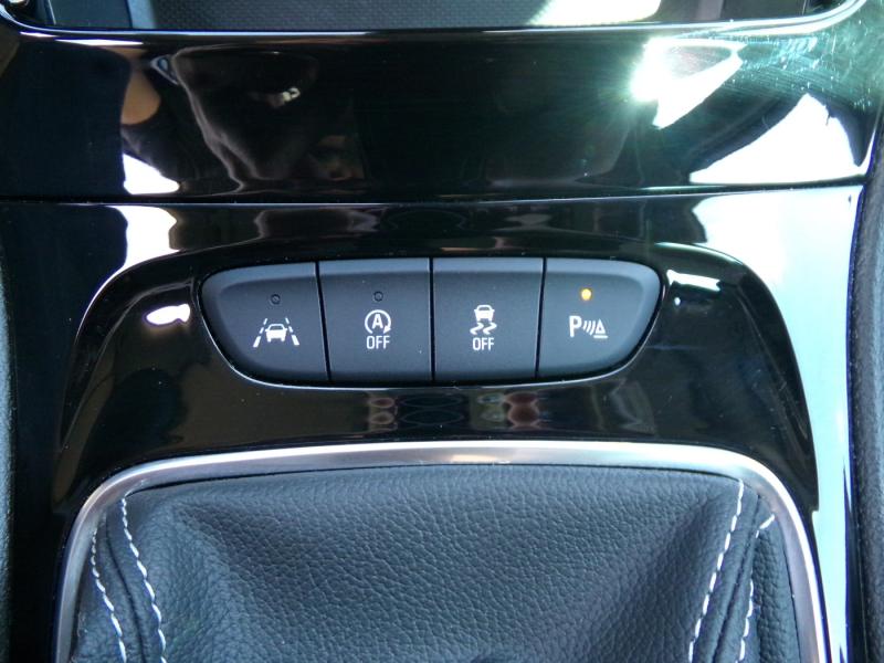 Opel Astra 1.2 Turbo Elegance