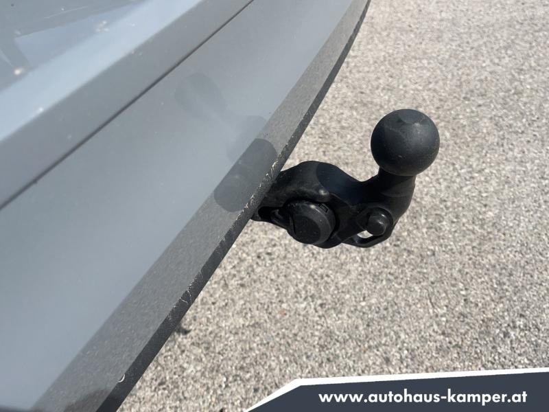 VW Golf Variant Life TDI DSG