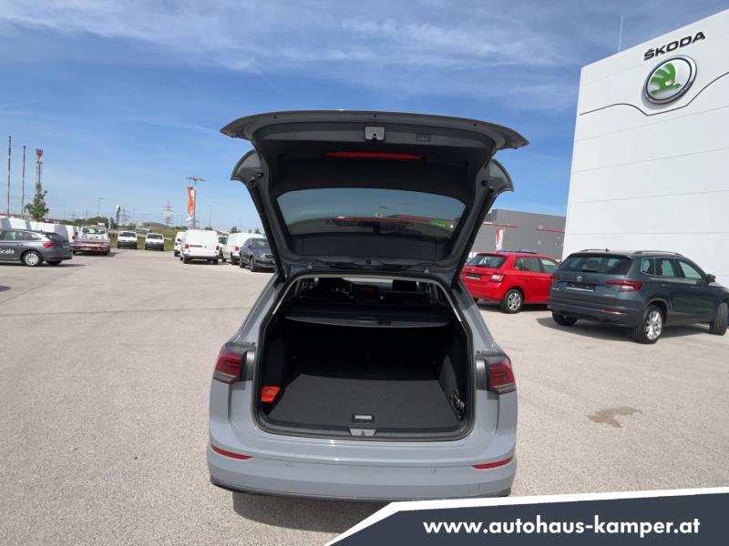 VW Golf Variant Life TDI DSG