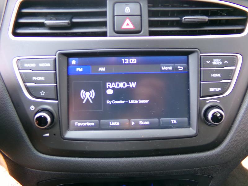Hyundai i20 Active 1.0 T-GDI Level 3 DCT Aut.