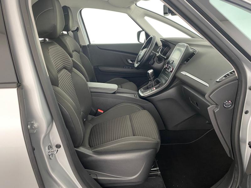 Renault Grand Scénic TCe 115 PF Zen