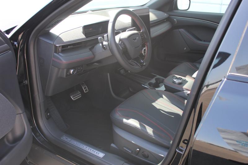 Mustang Mach-E Extended Range AWD