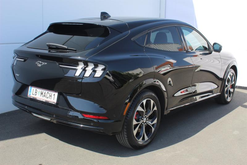 Mustang Mach-E Extended Range AWD