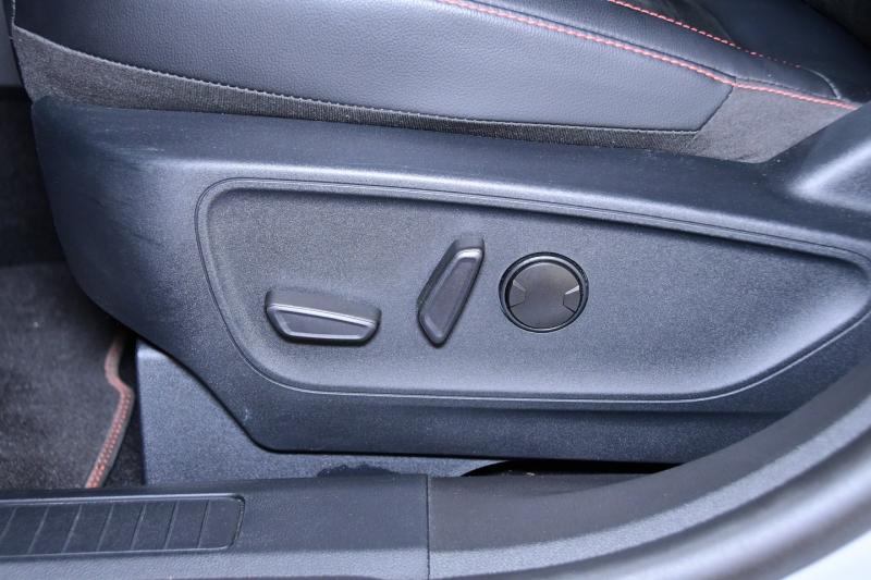 Ford Kuga 2,5 Duratec FHEV Graphite Tech Edit