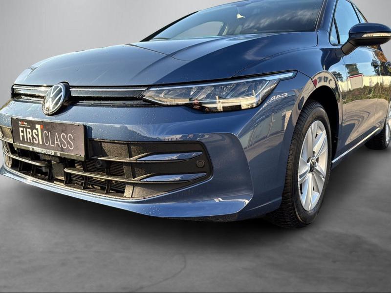 VW Golf Life TSI