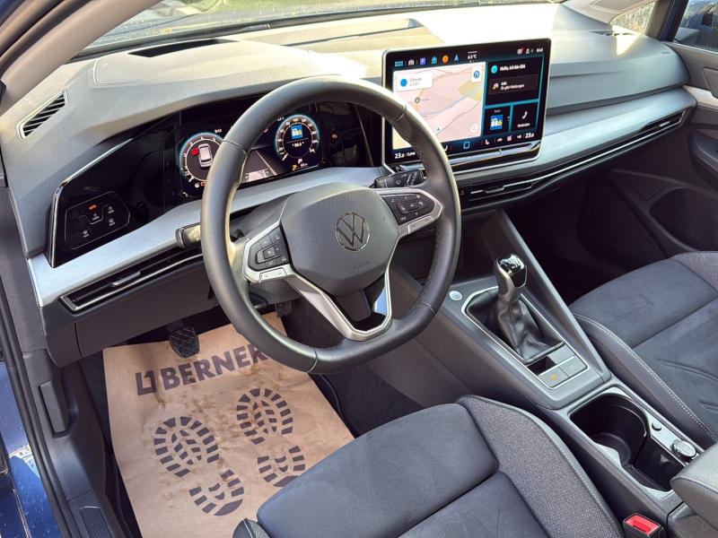 VW Golf Life TSI