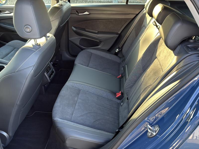 VW Golf Life TSI