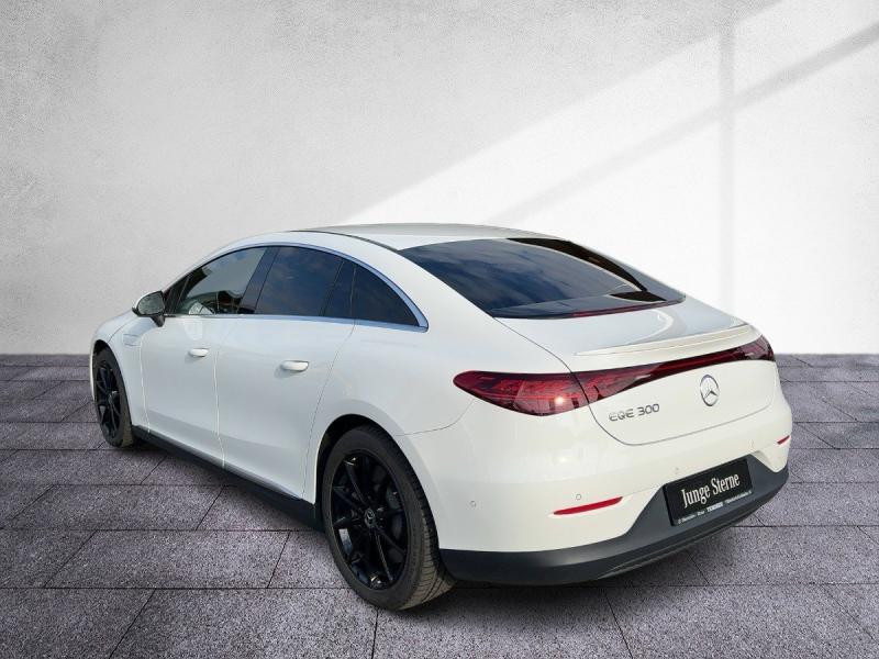 MERCEDES-BENZ EQE 300 Österreich-Edition