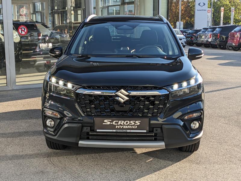Suzuki S-Cross shine