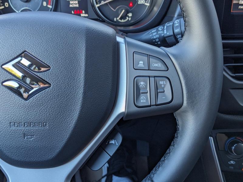 Suzuki S-Cross shine