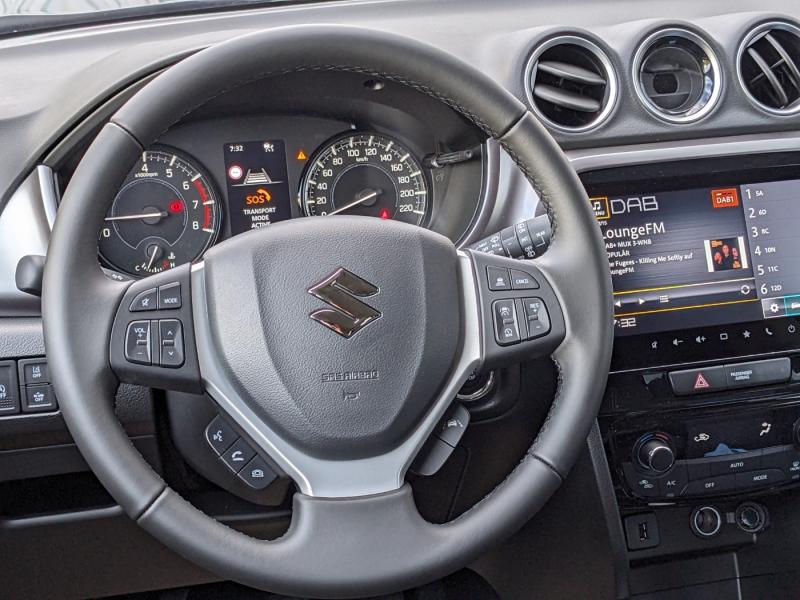 Suzuki Vitara shine