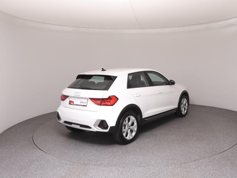 Audi A1 citycarver 30 TFSI intense