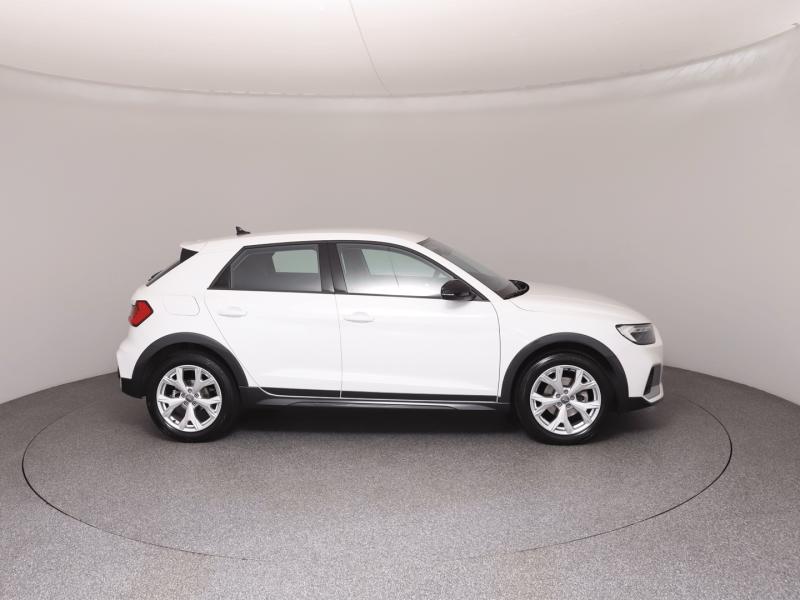 Audi A1 citycarver 30 TFSI intense