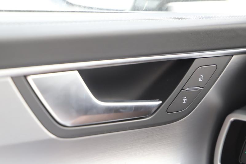 Audi A6 Avant 55 TFSI e quattro Sport