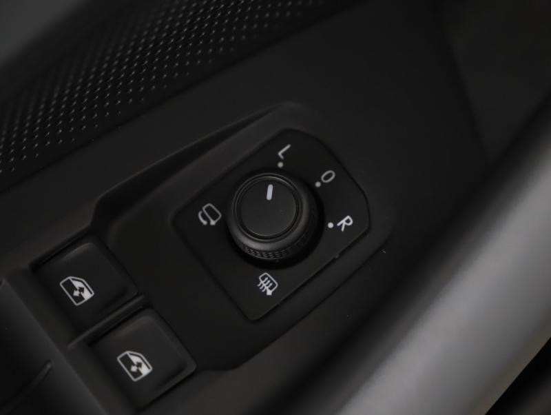 VW Passat Variant Business TDI DSG