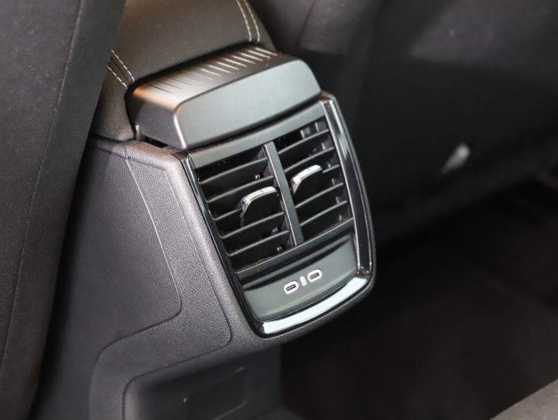 Škoda Kamiq Selection TSI DSG