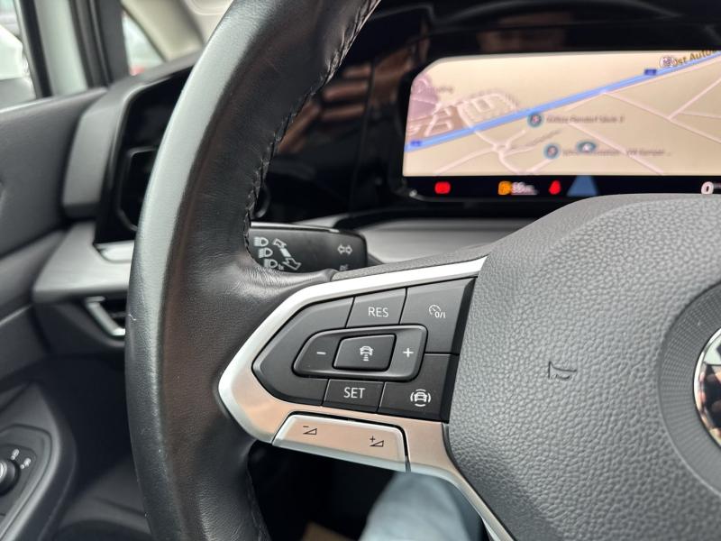 VW Golf Life TSI