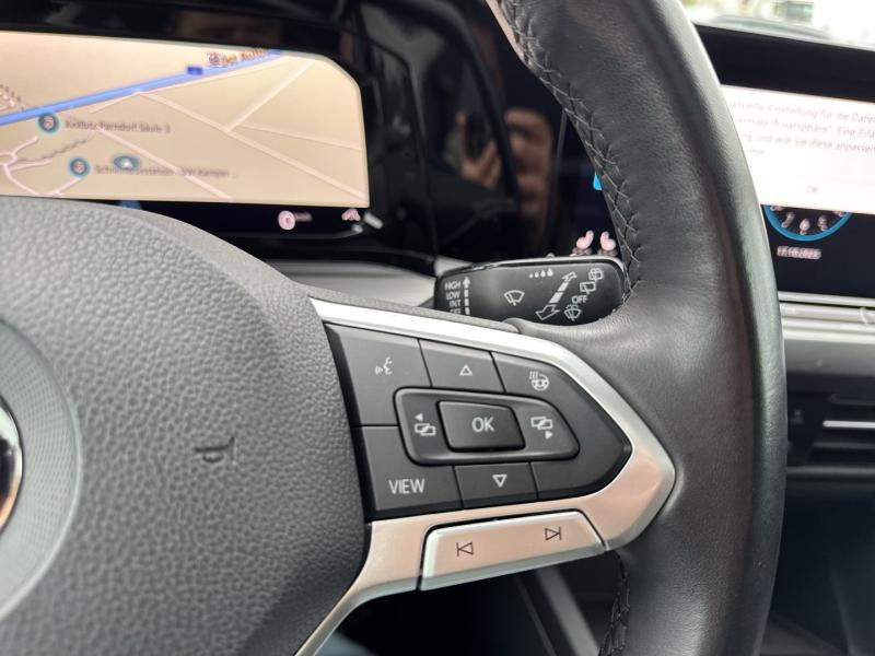 VW Golf Life TSI