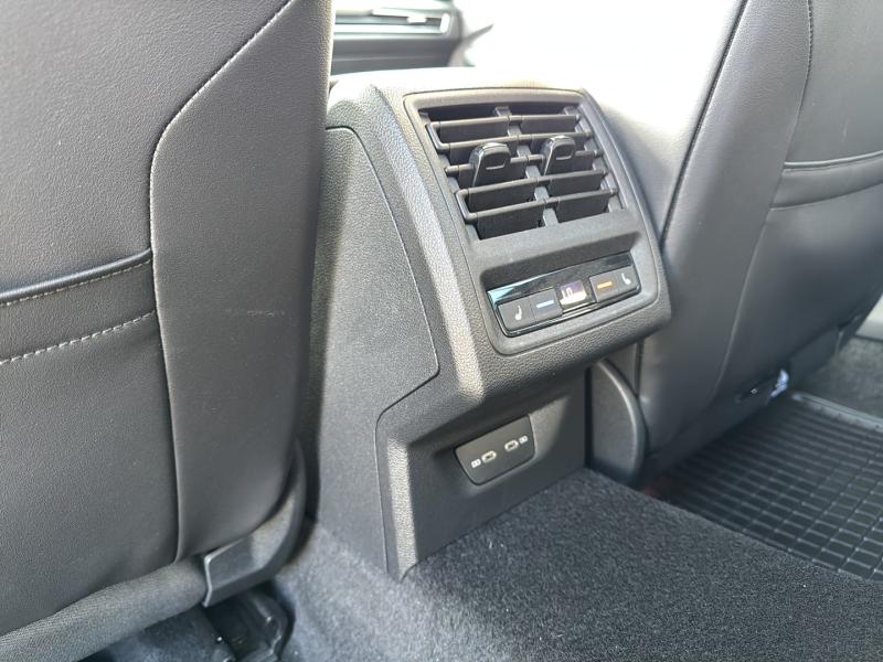 VW Golf Variant R-Line TDI DSG