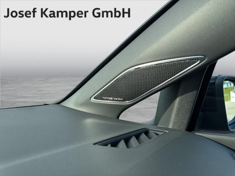 VW Golf Variant R-Line TDI DSG