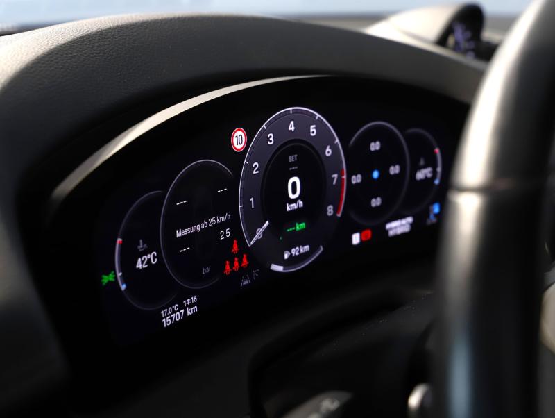 Porsche Panamera 4 E-Hybrid