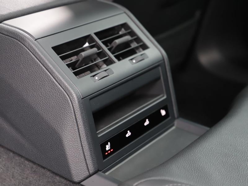 Porsche Panamera 4 E-Hybrid