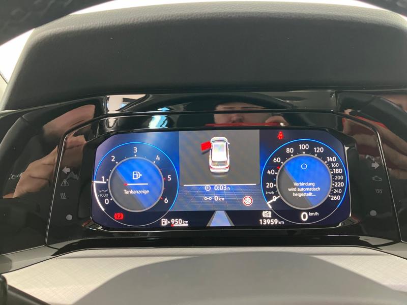VW Golf Variant Life TDI