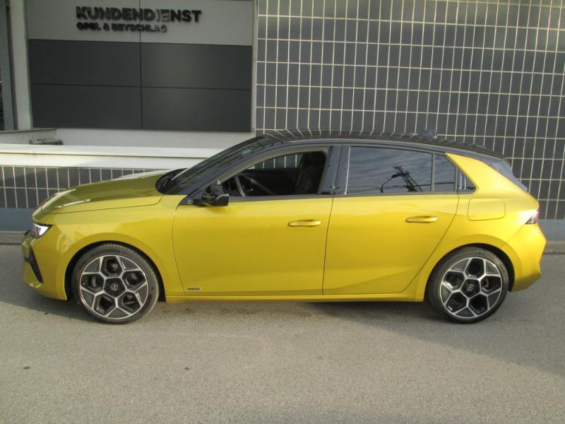 Opel ASTRA ULT 1.6 PHE AT8 180PS
