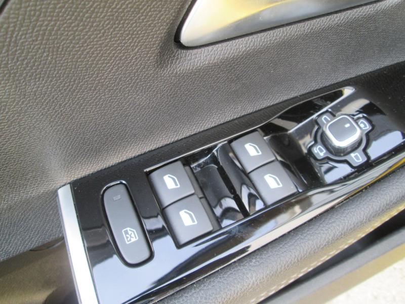 Opel ASTRA ULT 1.6 PHE AT8 180PS