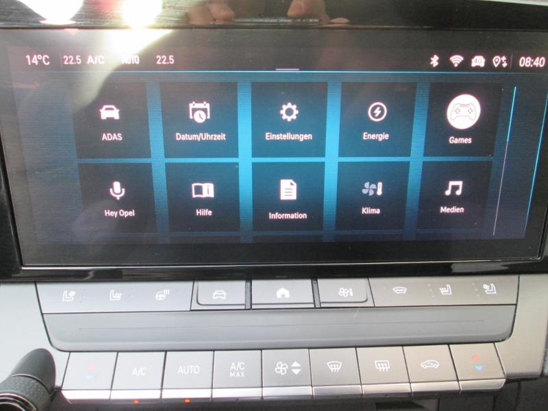 Opel ASTRA ULT 1.6 PHE AT8 180PS