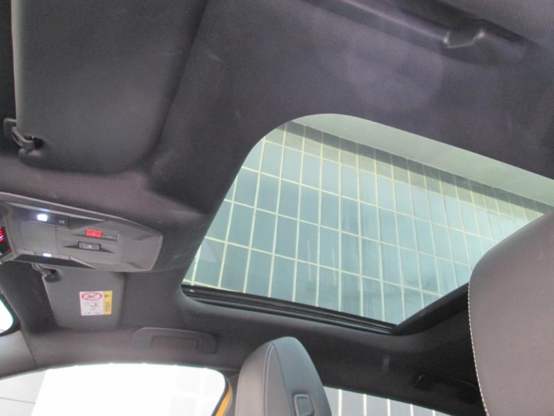 Opel ASTRA ULT 1.6 PHE AT8 180PS