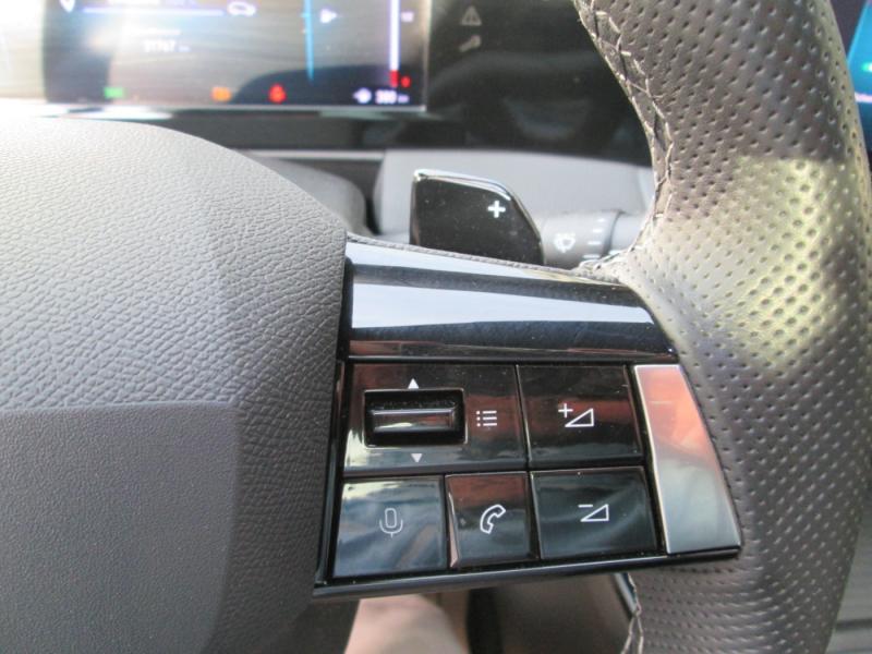 Opel ASTRA ULT 1.6 PHE AT8 180PS