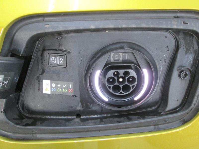 Opel ASTRA ULT 1.6 PHE AT8 180PS