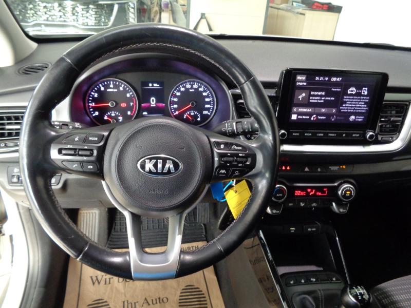 KIA Stonic 125 MPI ISG Silber