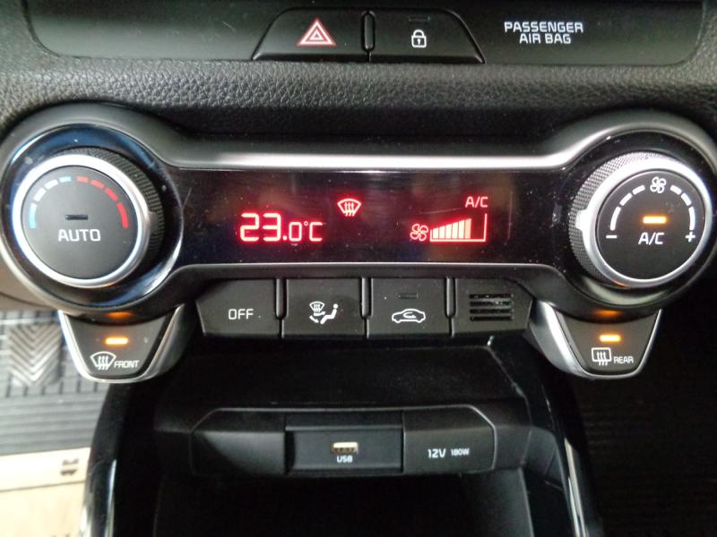 KIA Stonic 125 MPI ISG Silber