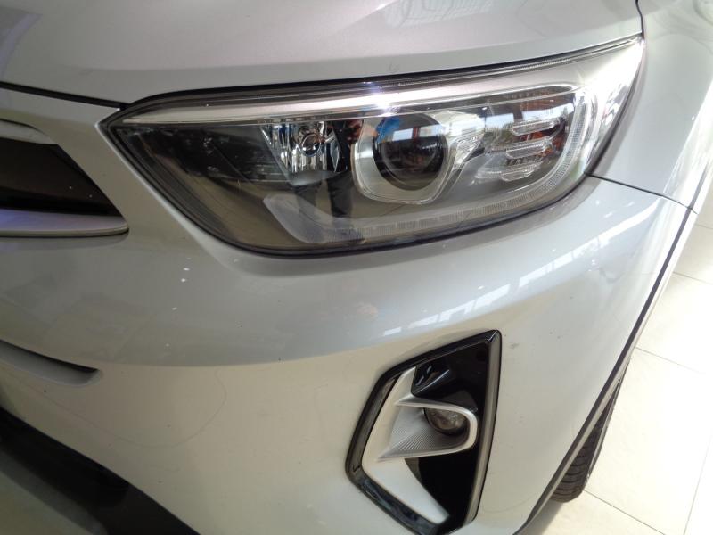 KIA Stonic 125 MPI ISG Silber