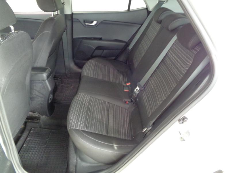 KIA Stonic 125 MPI ISG Silber