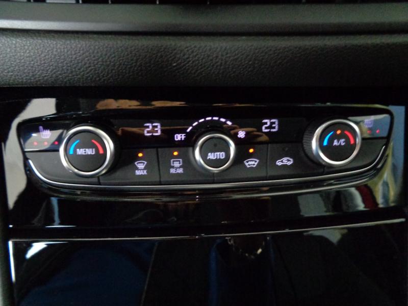 Opel GRANDLAND ULT 1.5 S/S AT8 130P