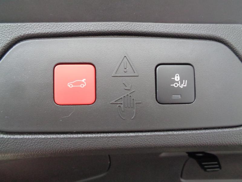 Opel GRANDLAND ULT 1.5 S/S AT8 130P