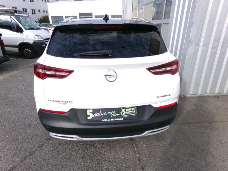 Opel GRANDLAND X ULT 1.6 PHE AT 300PS