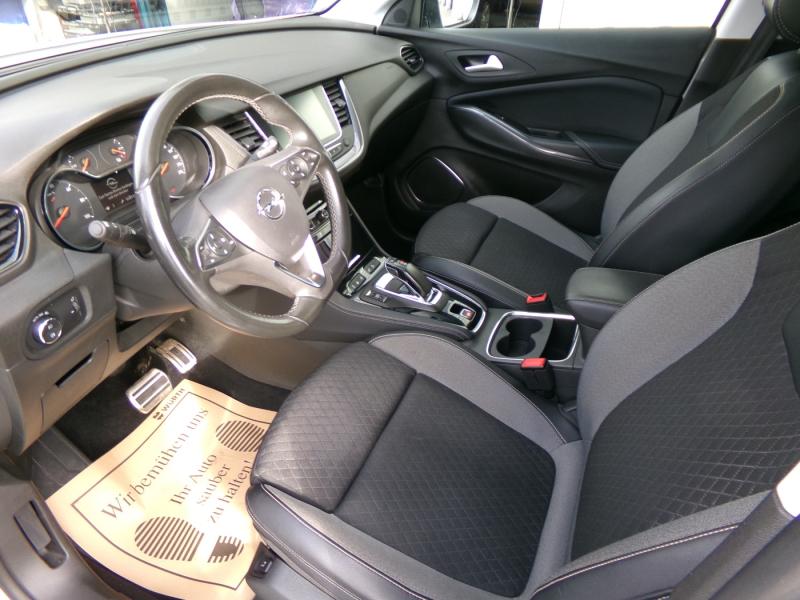 Opel GRANDLAND X ULT 1.6 PHE AT 300PS