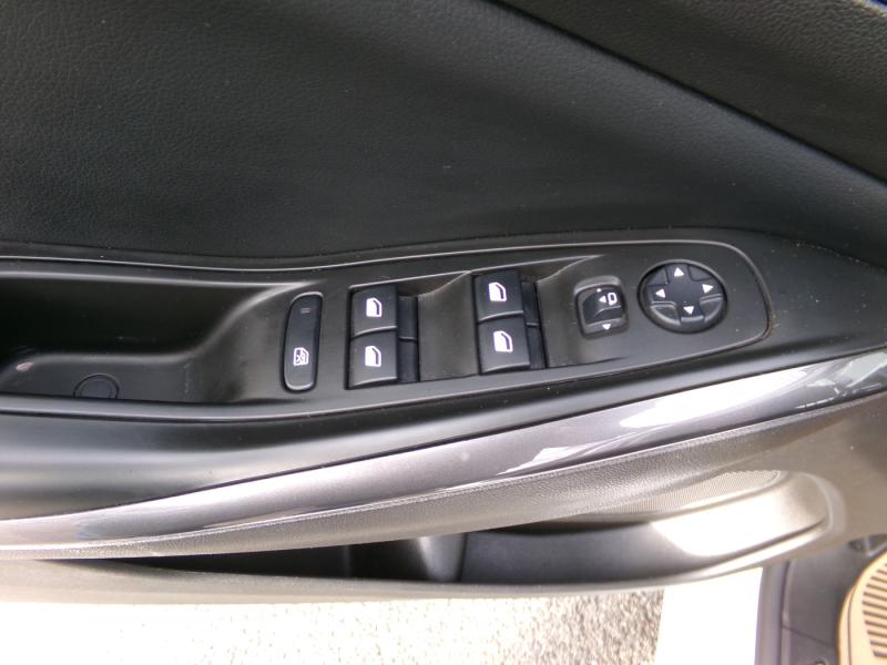 Opel GRANDLAND X ULT 1.6 PHE AT 300PS