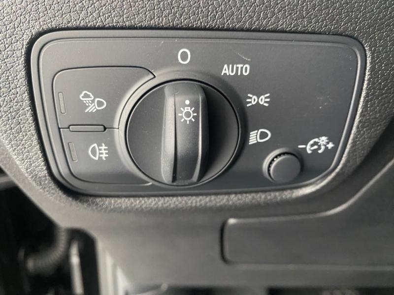 Audi Q2 30 TFSI admired